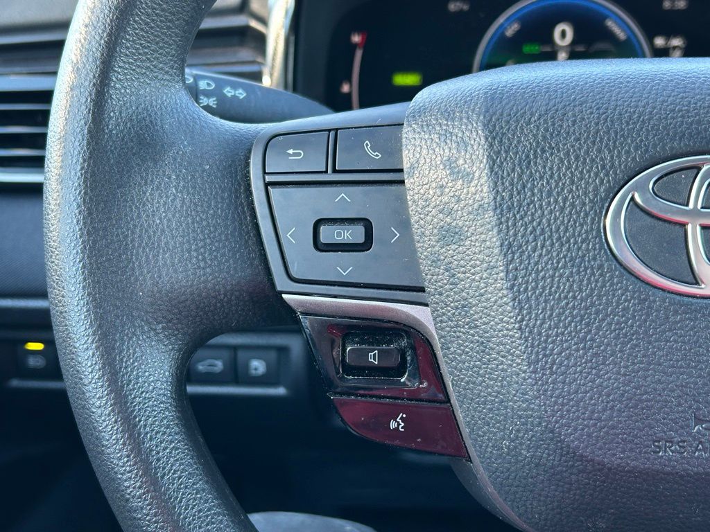 Thumbnail: 2025 Toyota Camry - 19