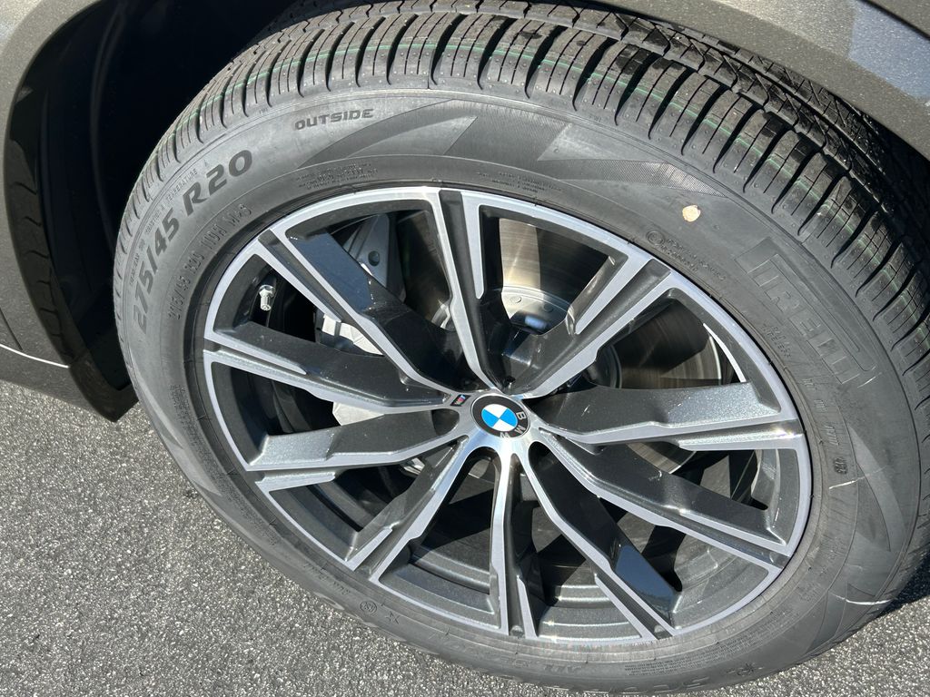 Thumbnail: 2026 BMW X5 - 3