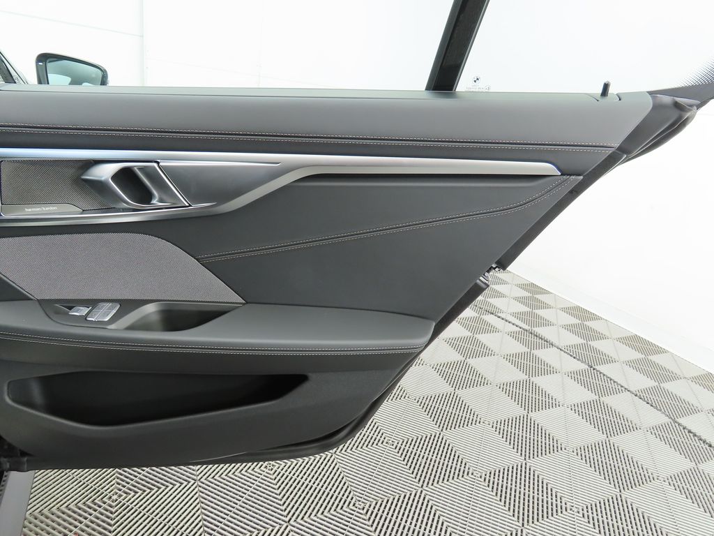 Thumbnail: 2026 BMW 8 Series - 27