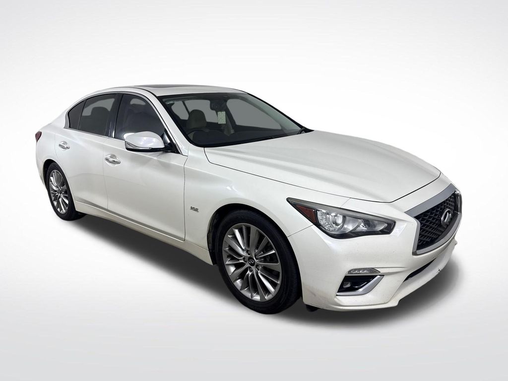 2019 INFINITI Q50 3.0t Luxe RWD