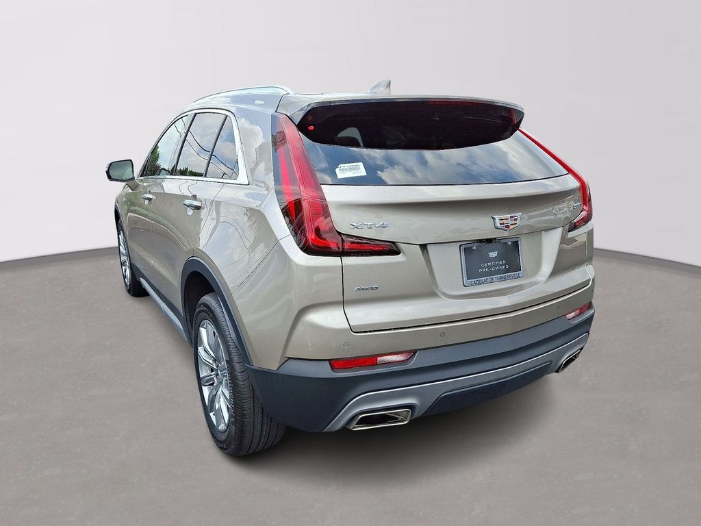 Thumbnail: 2023 Cadillac XT4 - 4