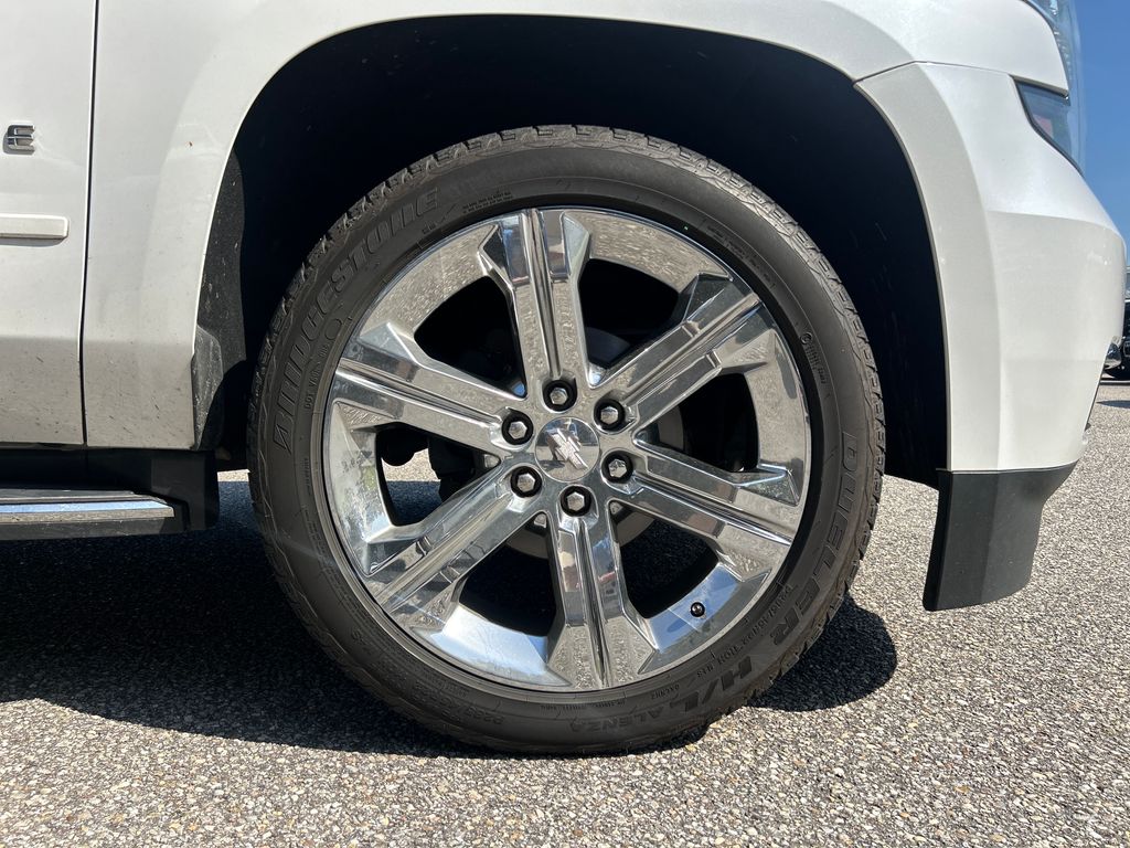 2020 Iridescent Pearl Tricoat Chevrolet Tahoe Premier RWD SUV