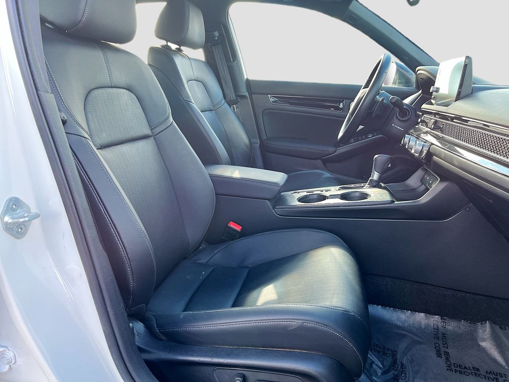 Used 2025 White Honda Sport Touring image 27