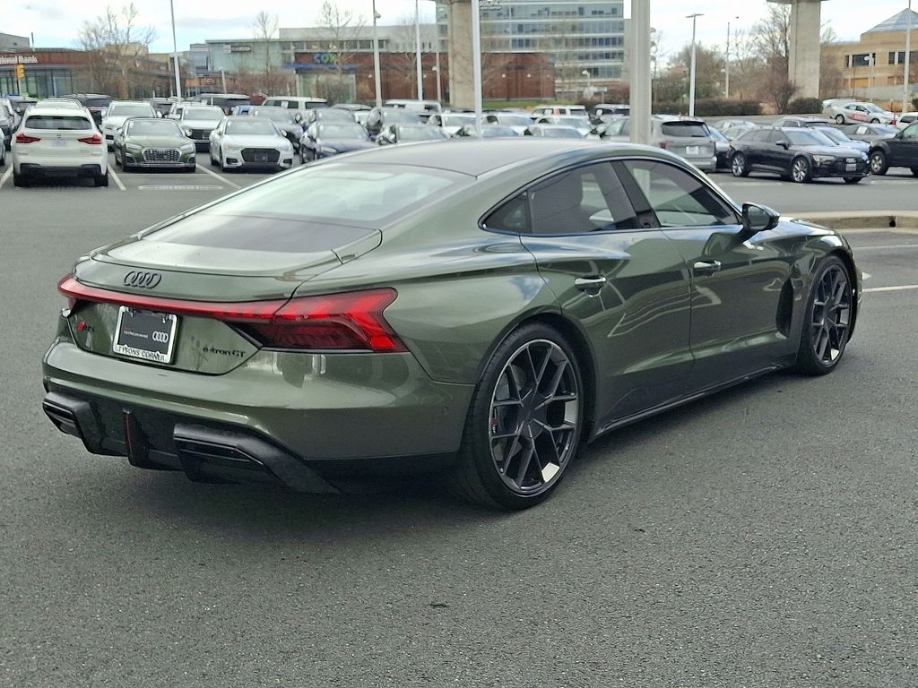 Thumbnail: 2025 Audi RS e-tron GT - 4