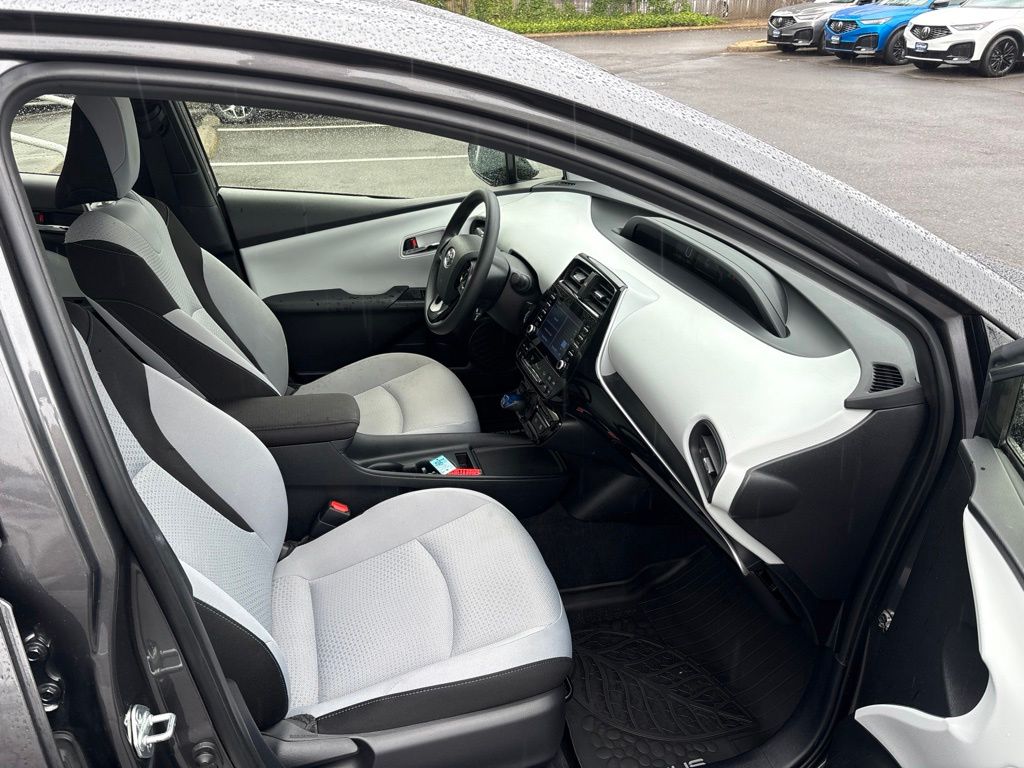 2020 Toyota Prius LE AWD-e