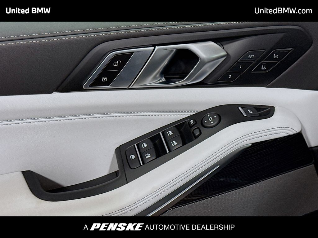 Thumbnail: 2026 BMW X5 - 3