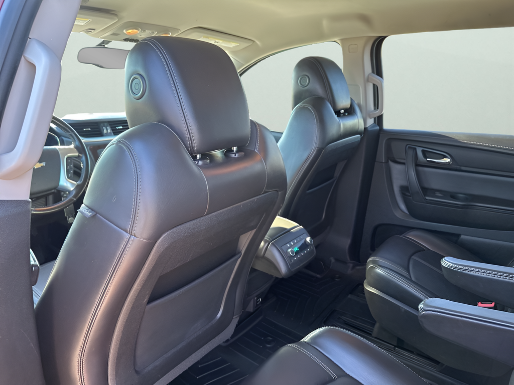 Used Car 2017 Chevrolet Traverse  2lt For Sale Under $15,000 In Austin, Texas