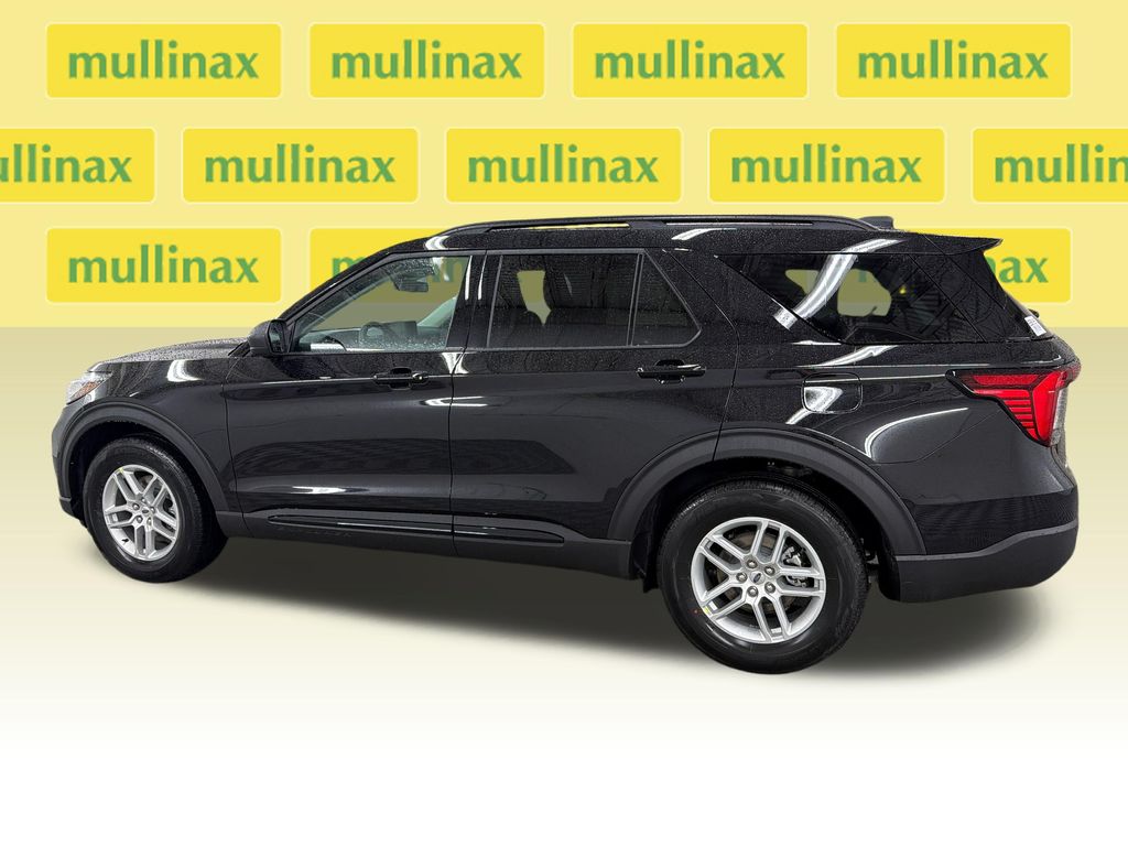 New 2026 Black Ford Active image 10