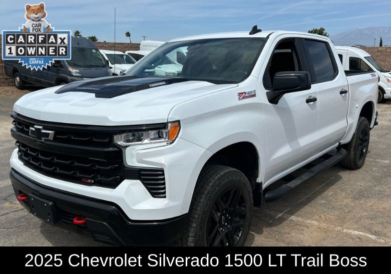 Summit White 2025 Chevrolet Silverado 1500 LT Trail Boss Crew Cab 4WD Pickup Truck Four-Wheel Drive 8-Speed Automatic
