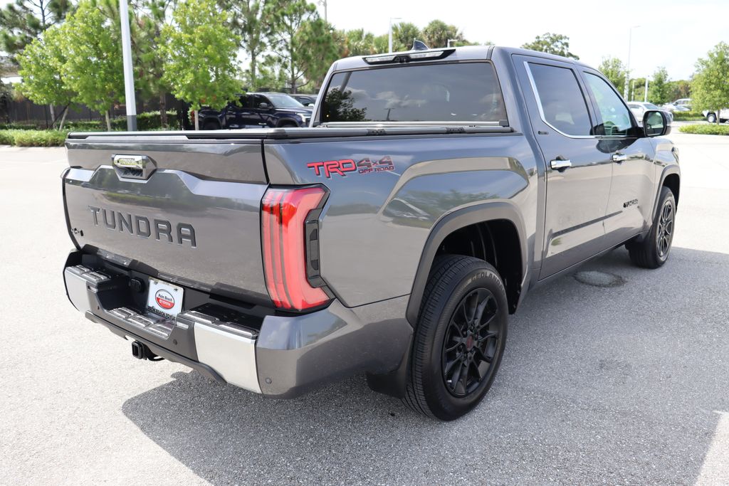 Thumbnail: 2022 Toyota Tundra - 8