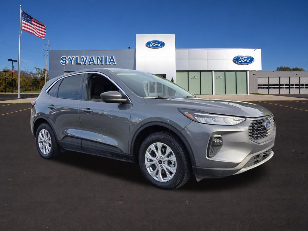 Gray Metallic 2024 Ford Escape SUV / Crossover Front-Wheel Drive 8-Speed Automatic
