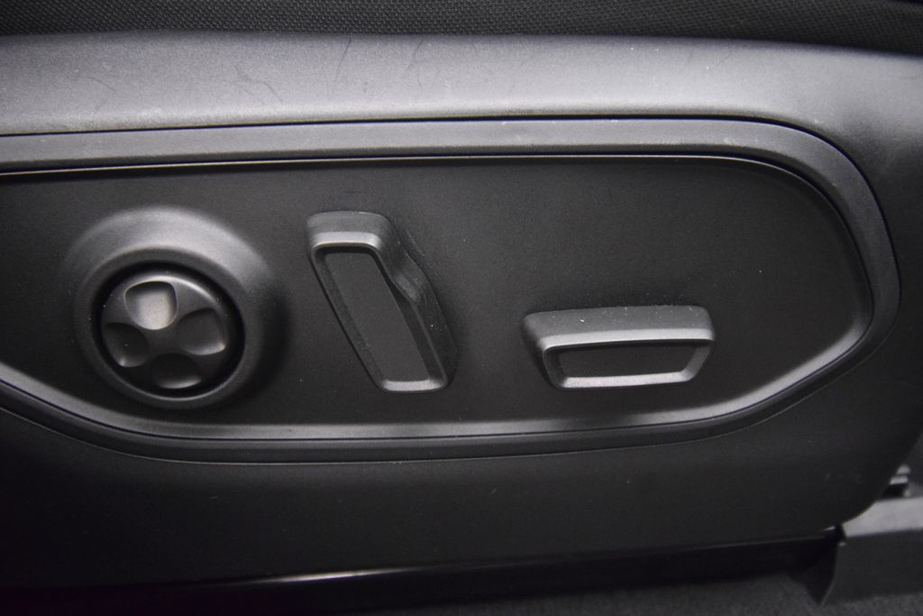 used 2024 Jeep Grand Cherokee car, priced at $30,500