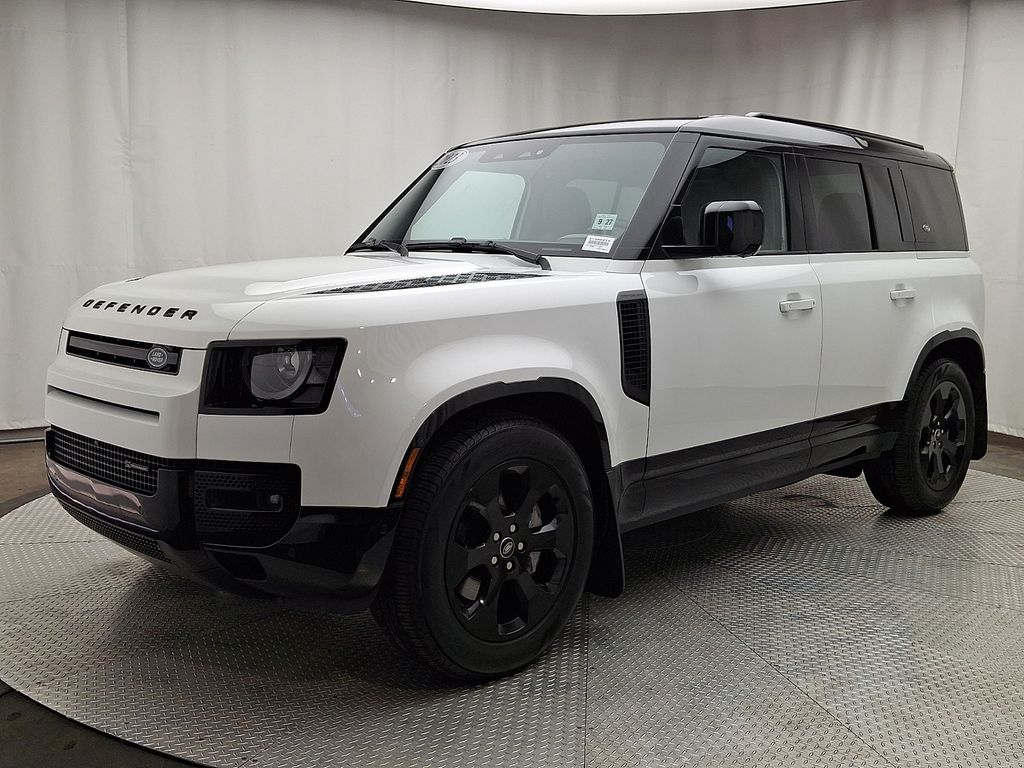 White 2023 Land Rover Defender 110 X-Dynamic SE AWD SUV / Crossover All-Wheel Drive 8-Speed Automatic