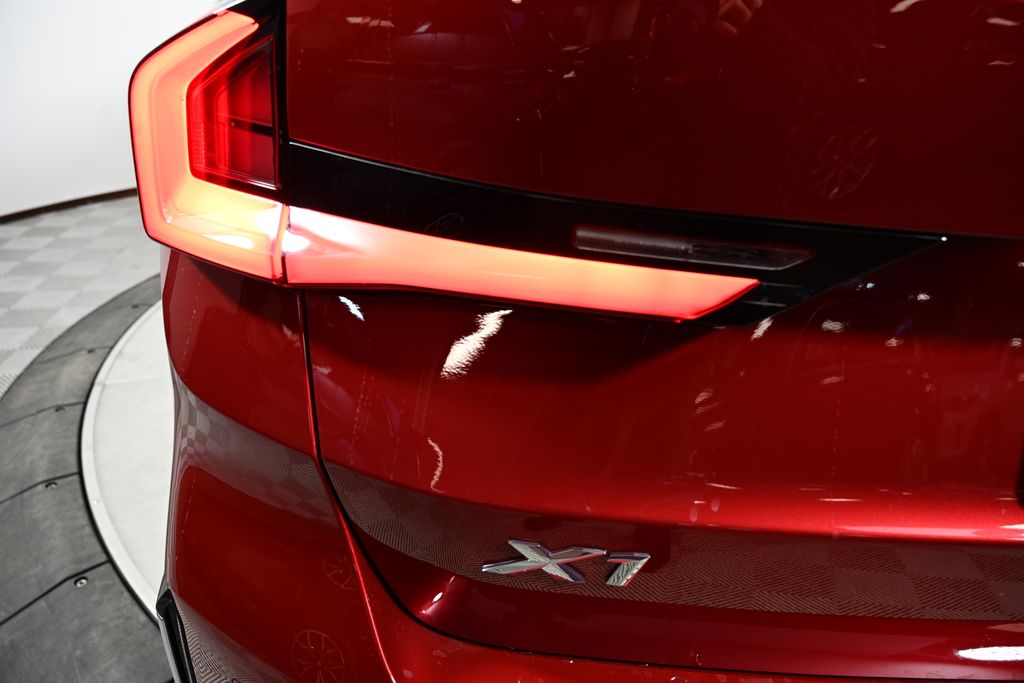 Thumbnail: 2026 BMW X1 - 11