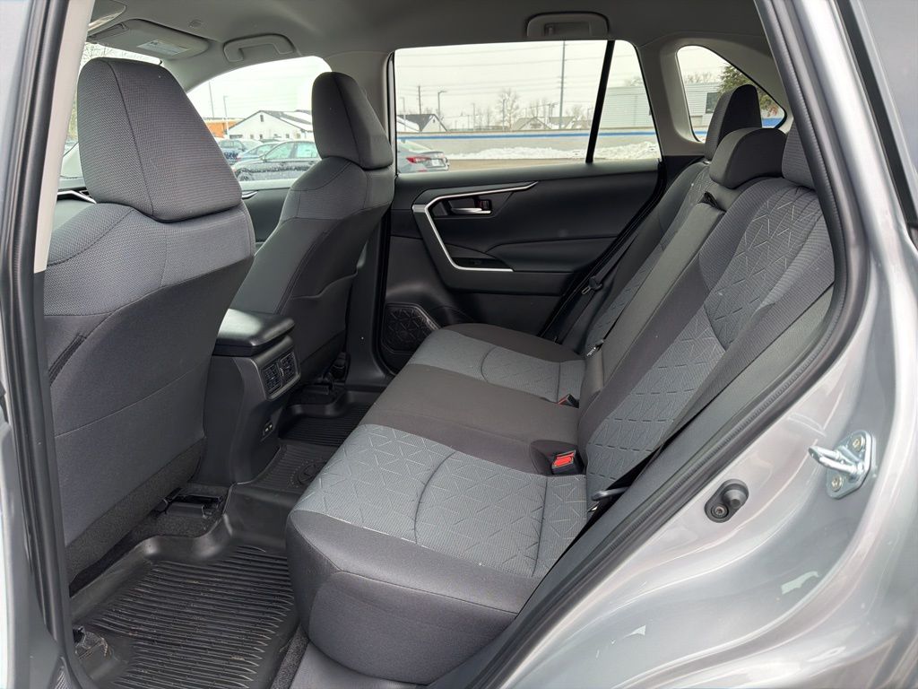 Thumbnail: 2025 Toyota RAV4 - 19