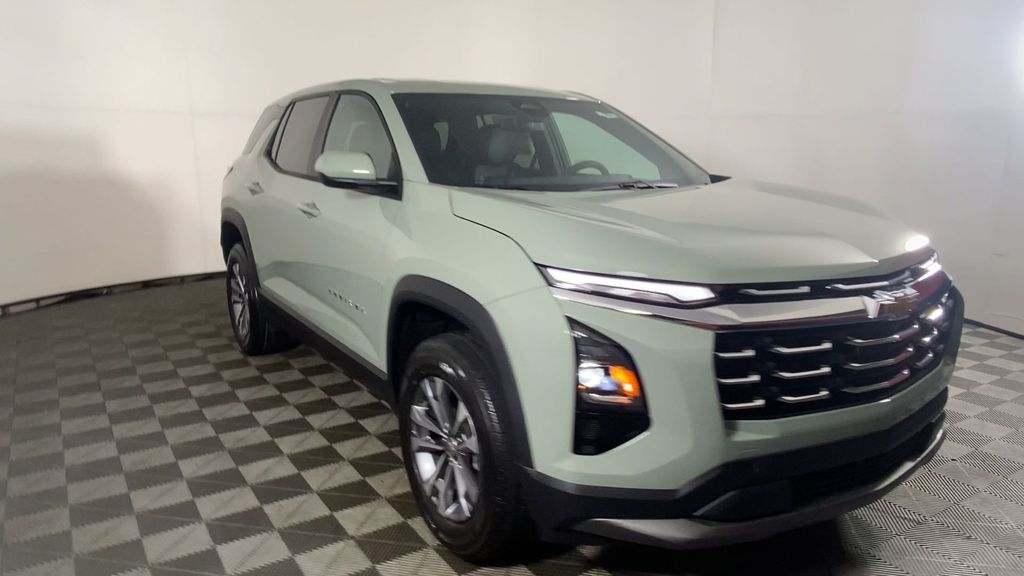 2026 Chevrolet Equinox LT photo