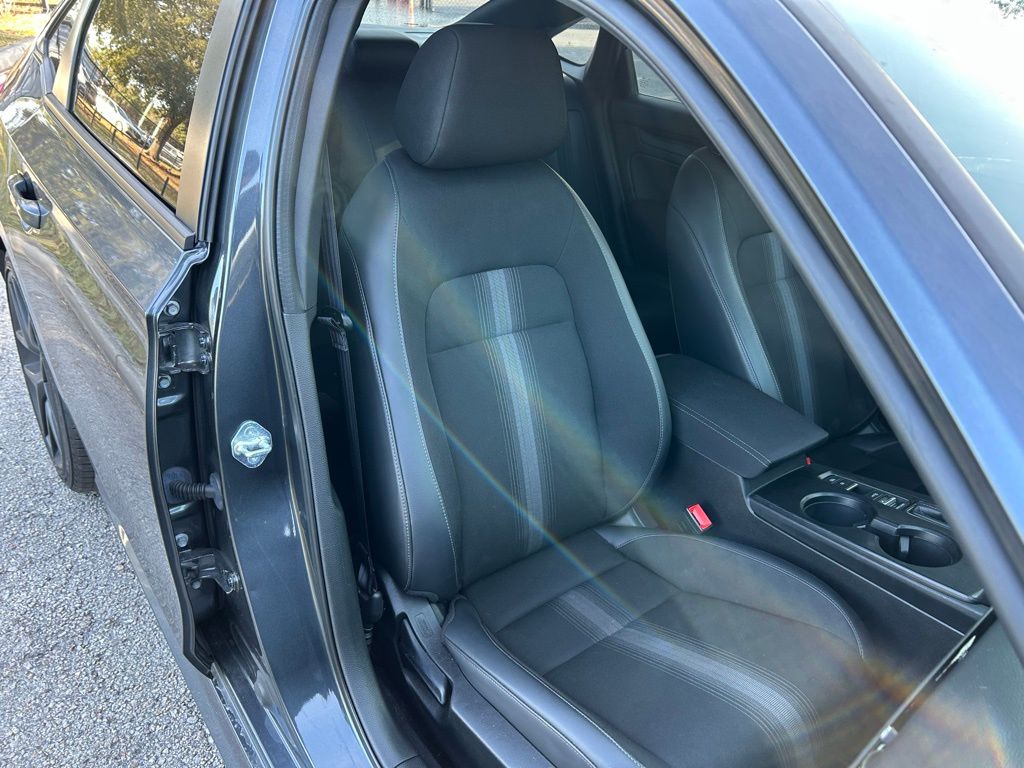 Thumbnail: 2022 Honda Civic - 15