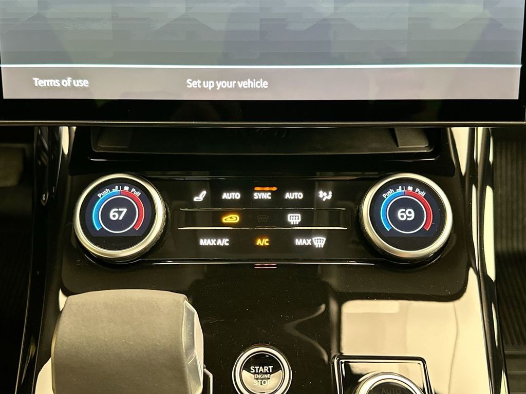 Thumbnail: 2023 Land Rover Range Rover Sport - 25