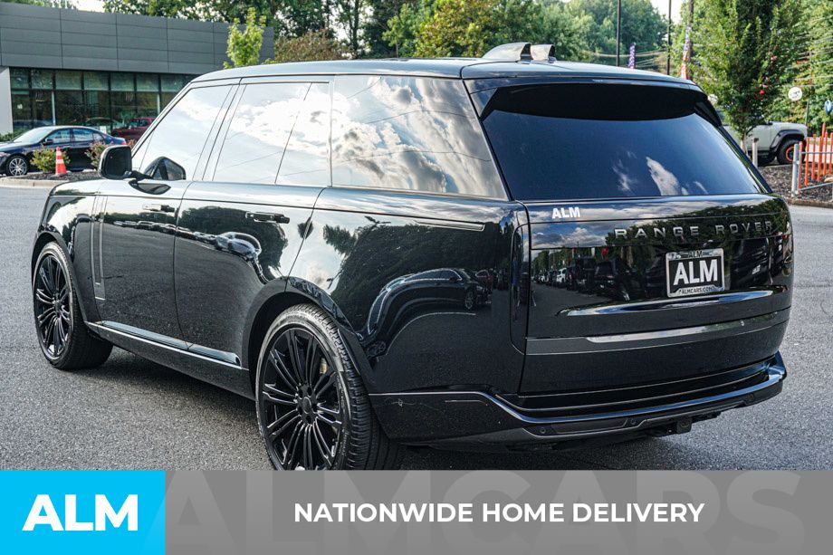 2023 Land Rover Range Rover Autobiography photo 3