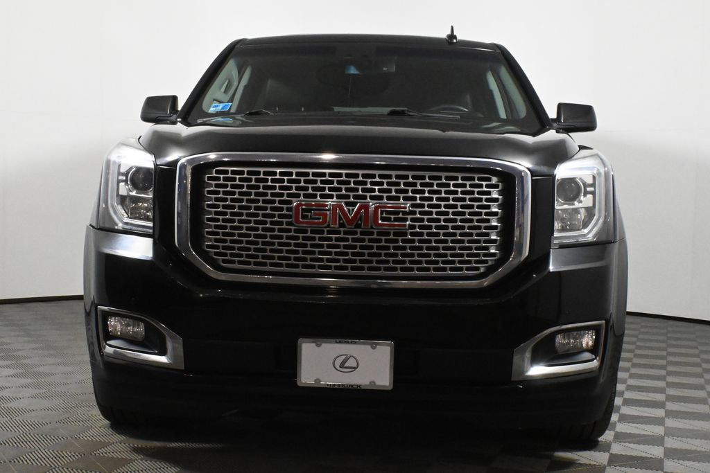 2017 GMC Yukon XL Denali 11