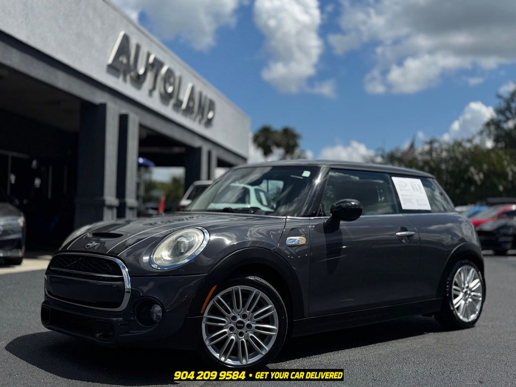 Thunder Gray Metallic 2015 MINI Cooper Hatchback Front-Wheel Drive 6-Speed Automatic