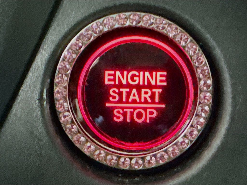 Used Car 2025 Honda Pilot  Ex-l For Sale Under $40,000 In Austin, Texas