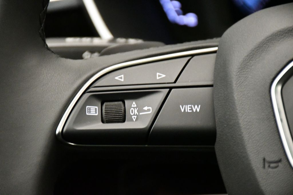 2025 Audi Q3  25