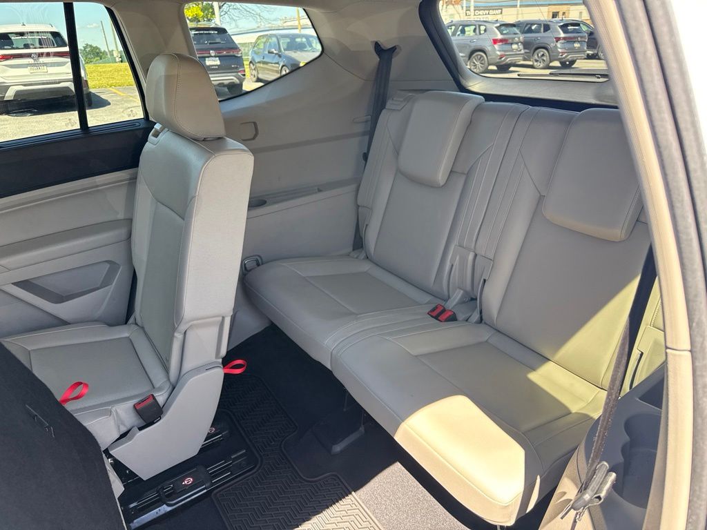 2019 Volkswagen Atlas 3.6L V6 SE White at Carlisle Cadillac Buick GMC