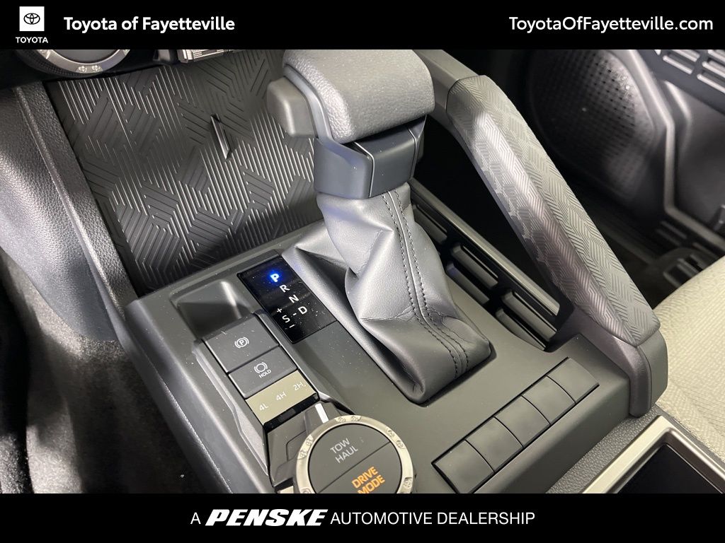 Thumbnail: 2025 Toyota 4Runner - 32