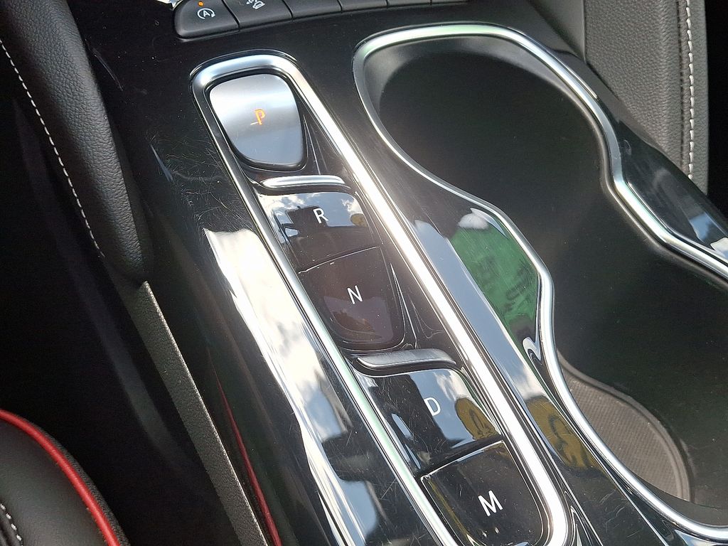 2023 Buick Envision Essence 16