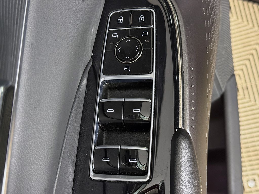 Used 2024 Black Cadillac Luxury image 37
