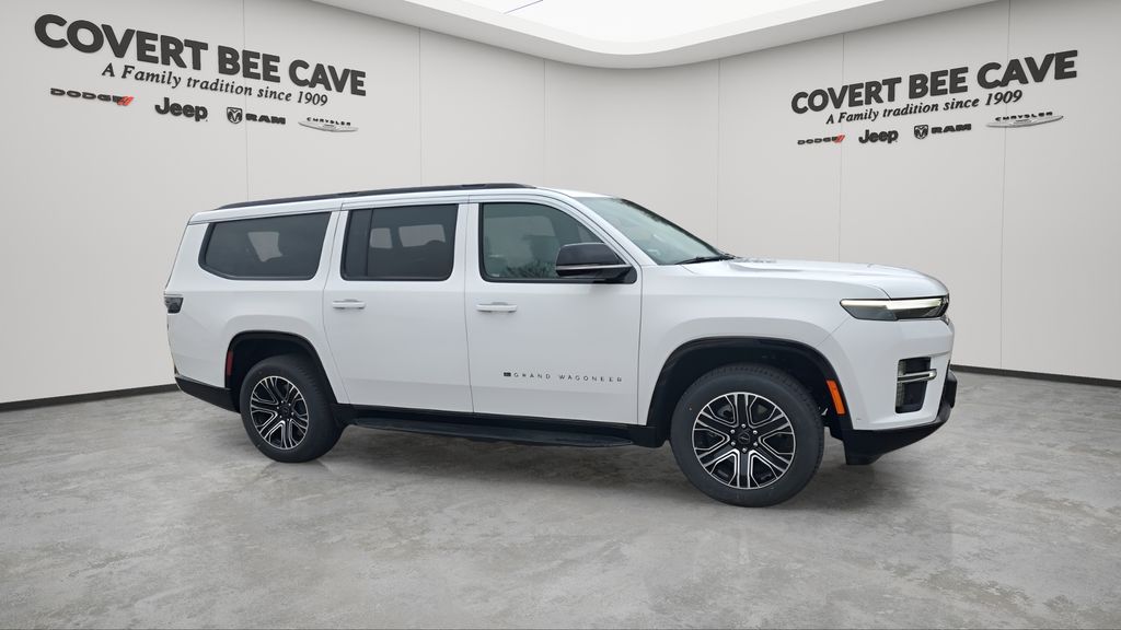 New 2026 White Jeep  image 12