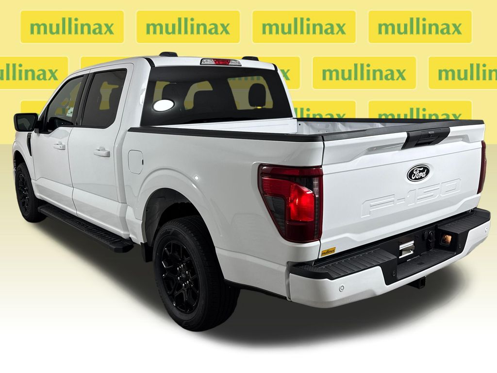 New 2026 White Ford XLT image 3