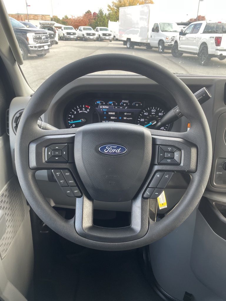 2026 Ford E-350 Cutaway 