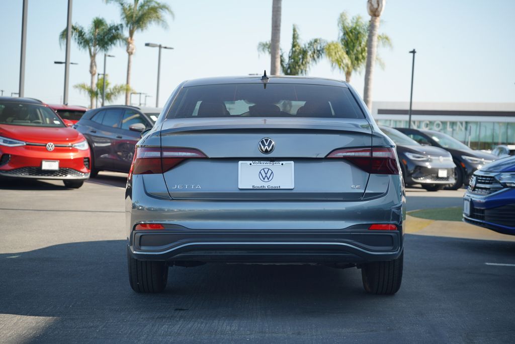 2024 Volkswagen Jetta 1.5T SE 4