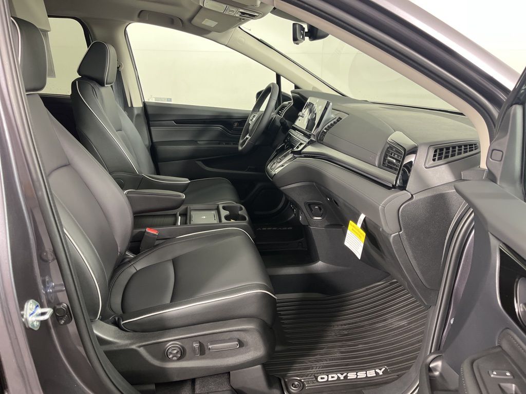 Thumbnail: 2026 Honda Odyssey - 8