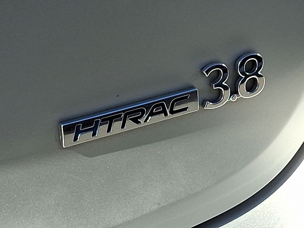 Thumbnail: 2015 Hyundai Genesis - 30