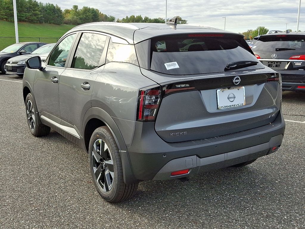 Thumbnail: 2026 Nissan Kicks - 3