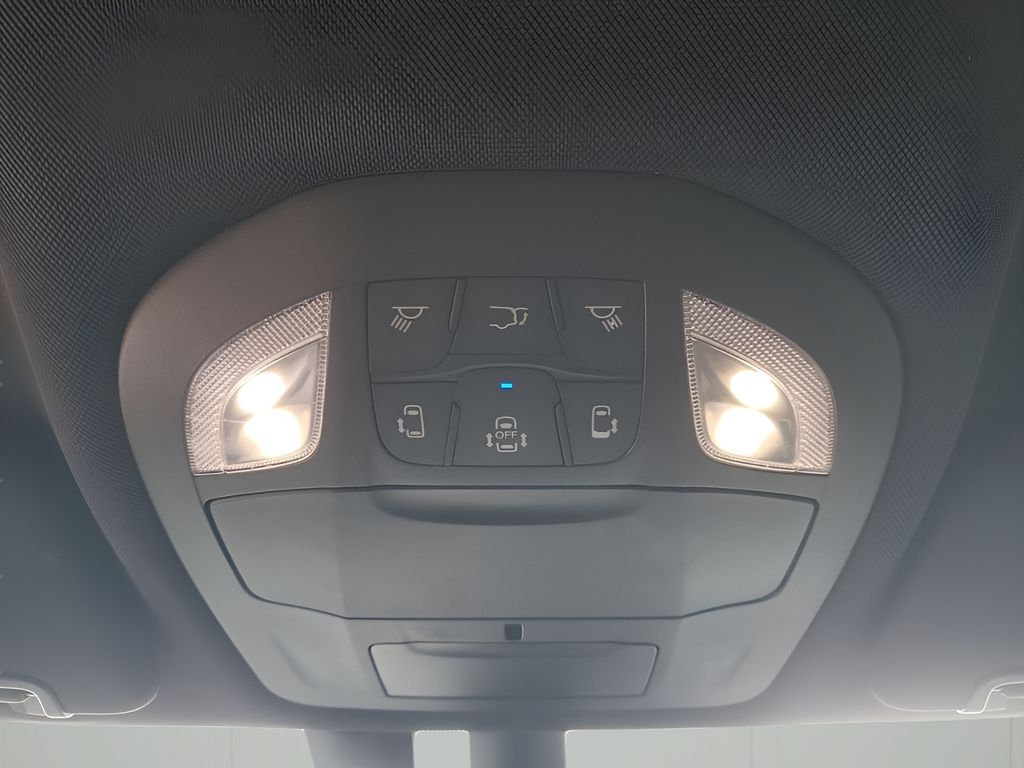 Used Car 2020 Chrysler Pacifica  Touring L Plus For Sale Under $25,000 In Austin, Texas