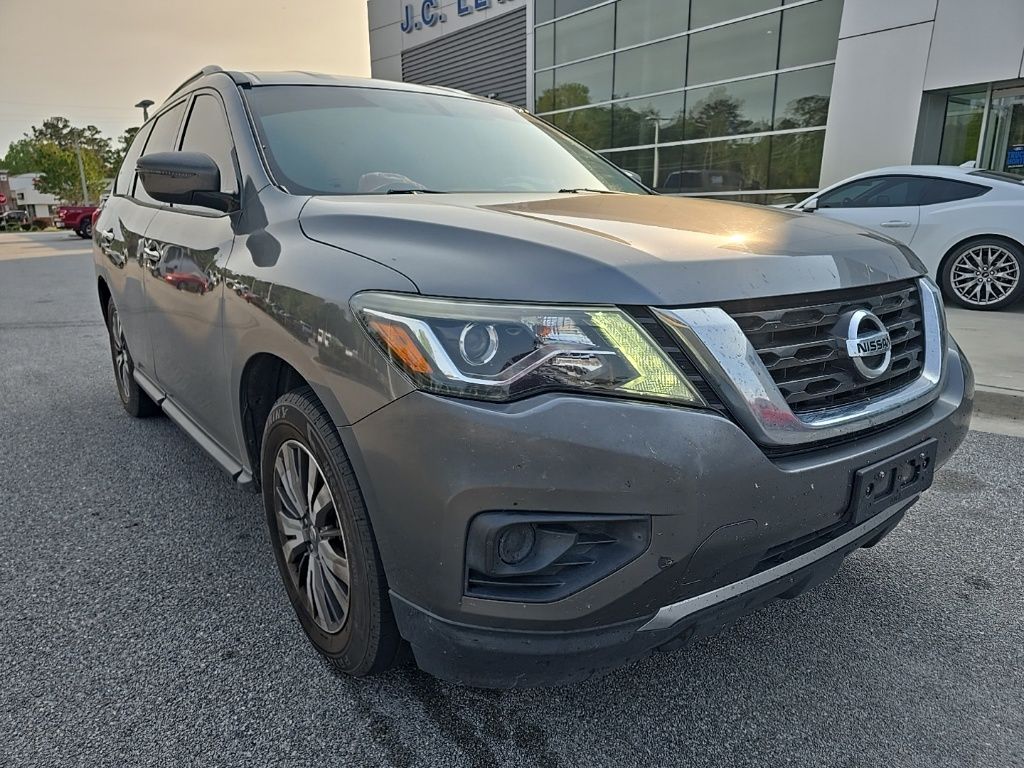 2018 Nissan Pathfinder S