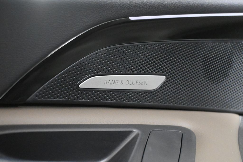 Thumbnail: 2025 Audi Q5 - 24