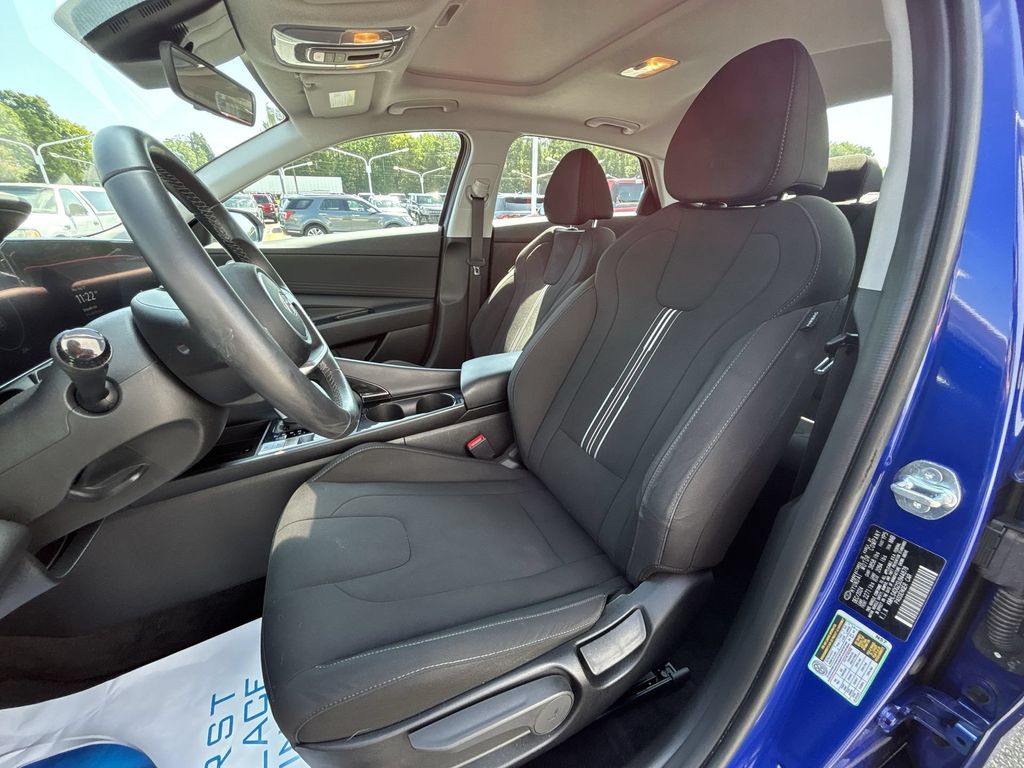 Used 2025 Intense Blue Hyundai SEL Convenience image 13