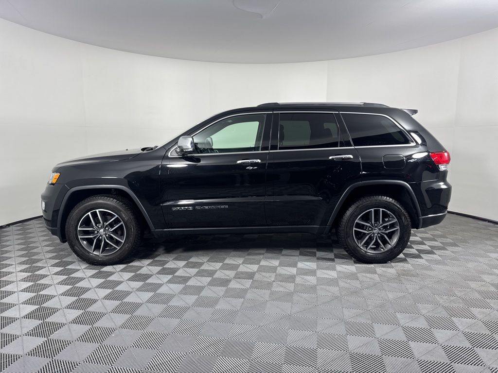 Thumbnail: 2018 Jeep Grand Cherokee - 8