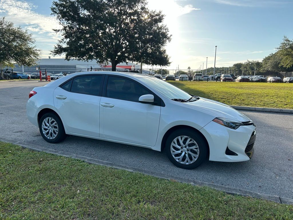 Thumbnail: 2019 Toyota Corolla - 7