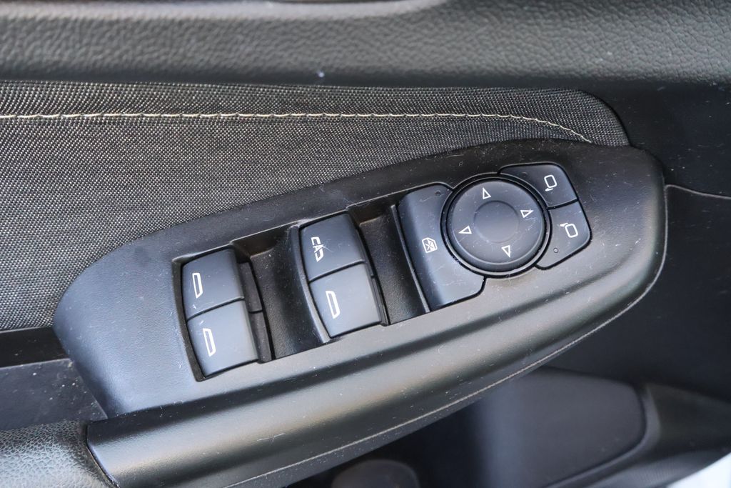 Thumbnail: 2023 Chevrolet TrailBlazer - 13