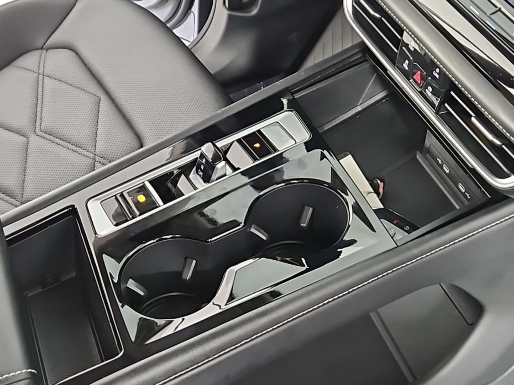 Thumbnail: 2024 Volkswagen Atlas - 15