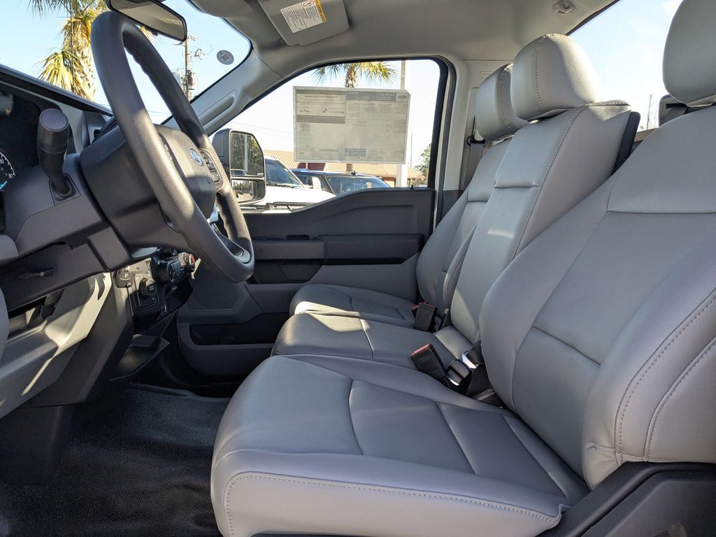 2026 Ford F-350 Chassis XL