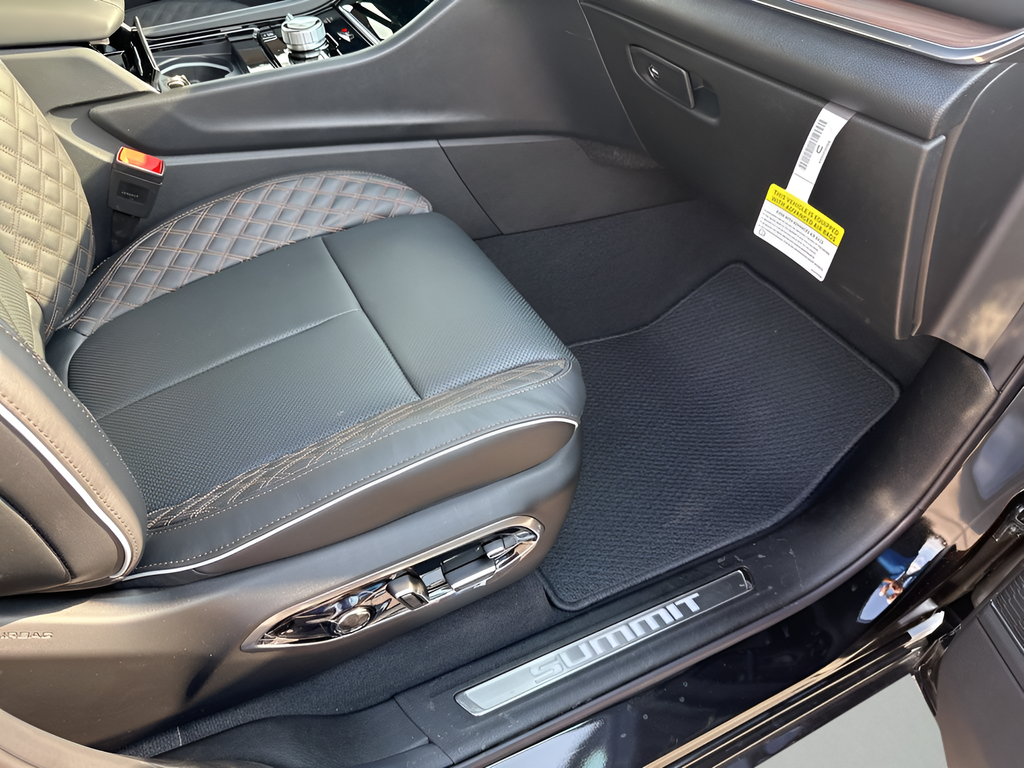 New Car 2025 Jeep Grand Cherokee  Summit For Sale Under $70,000 In Austin, Texas