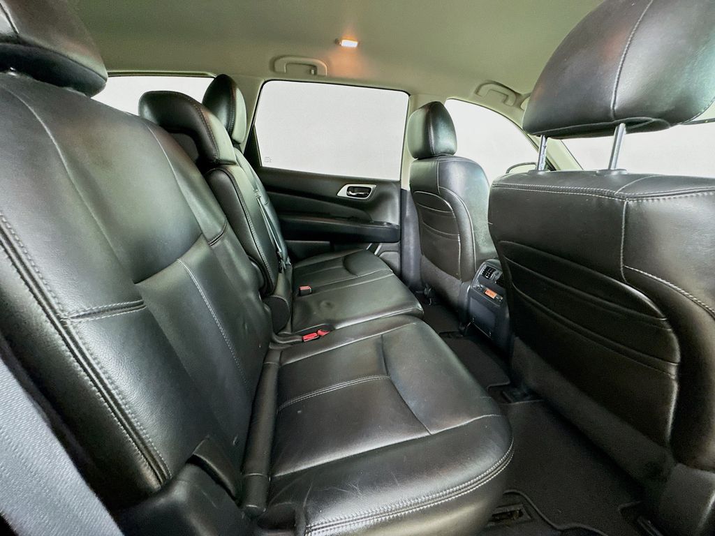 Used Car 2013 Nissan Pathfinder  Sl For Sale Under $10,000 In Austin, Texas