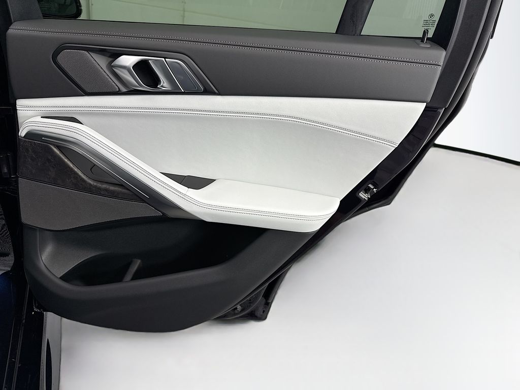 Thumbnail: 2026 BMW X6 - 26